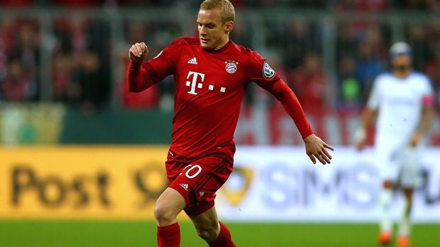 
                <strong>Sebastian Rode</strong><br>
                Sebastian Rode (FC Bayern München) - 157 Bundesliga-Minuten: Der Trend geht für den "Sechser" deutlich nach unten. Sogar der junge Joshua Kimmich kann mittlerweile deutlich mehr Ansprüche als Rode stellen. Da helfen auch die tröstenden Worte von Pep Guardiola nur wenig. 
              