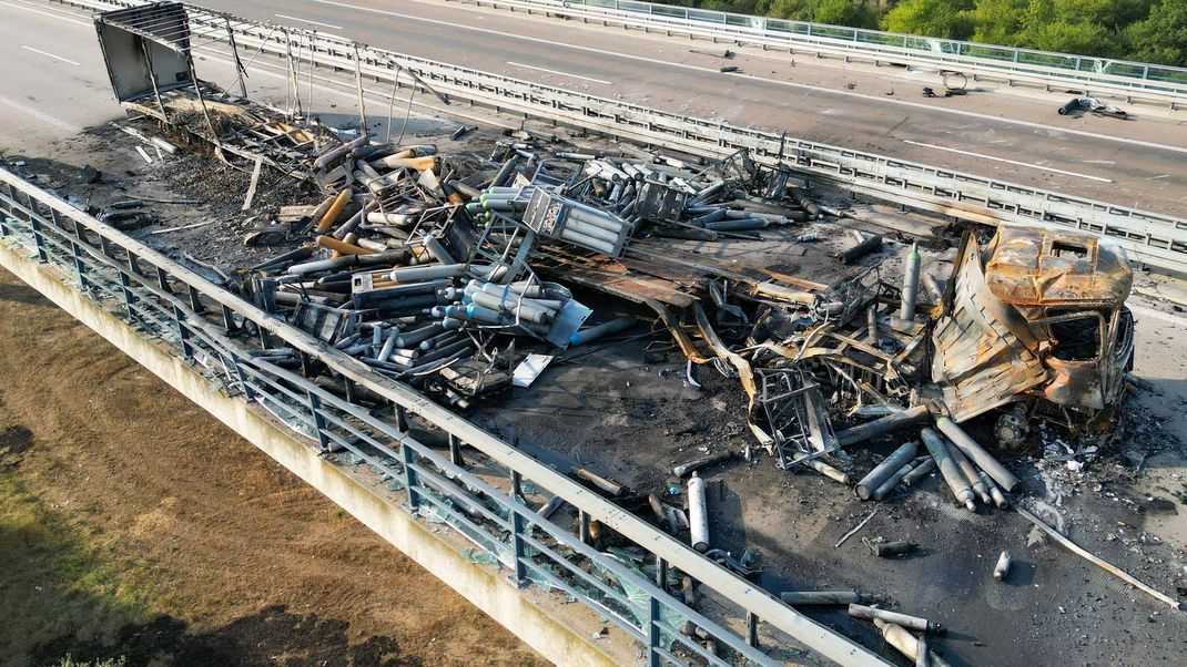 Unfall mit Gefahrgut-Lkw auf der A38 bei Leuna