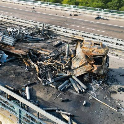 Unfall mit Gefahrgut-Lkw auf der A38 bei Leuna