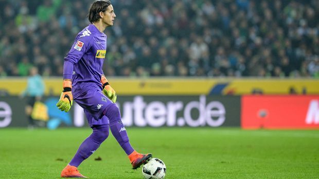 
                <strong>Yann Sommer</strong><br>
                Platz 3: Yann Sommer (Borussia Mönchengladbach) - Pässe: 365 - Passquote: 80,6%
              