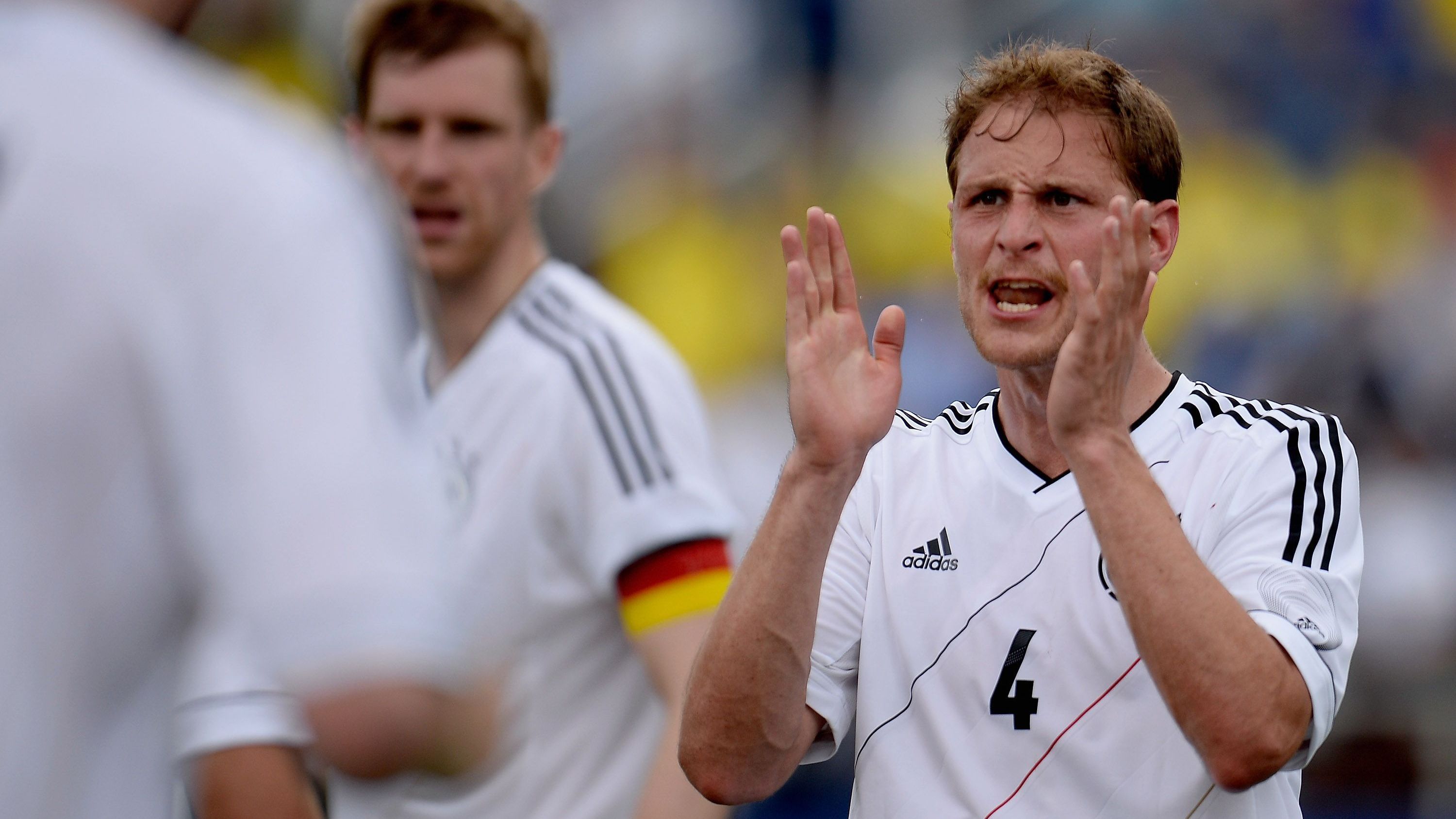 <strong>Abwehr: Benedikt Höwedes</strong><br><strong>Damaliger Verein:</strong> FC Schalke 04<br><strong>Aktueller Verein:</strong> Karriere beendet<br><strong>Länderspiele/-tore:</strong> 44/2