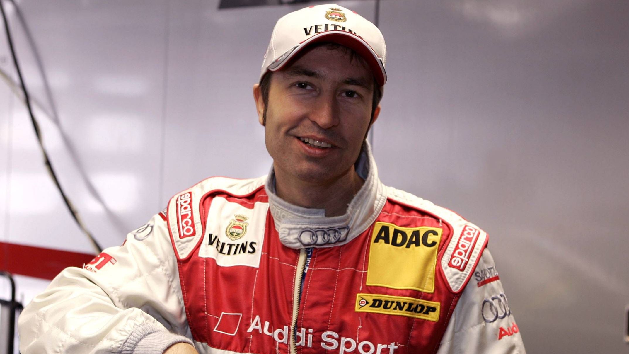 <strong>Heinz-Harald Frentzen</strong><br>Zeit in der DTM: 2004 - 2006<br>Teams: Holzer Rennsport, Phoenix, Abt Sportsline<br>Anzahl der Rennen: 32<br>Größte Erfolge: Vier Podestplätze