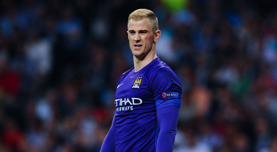 
                <strong>Leidenschaft: Joe Hart</strong><br>
                Die Leidenschaft und der Wille zum Sieg sei bei keinem von Toures Mitspielern so groß gewesen wie bei Joe Hart. Der Ex-Keeper von Manchester City habe sogar als junger Spieler in der Kabine seine Mitspieler immer zum Gewinnen animiert. Im Spaß habe Toure einmal zu Hart gesagt: "Joe, du bist der Jüngste hier und kannst nicht aufhören zu reden. Du musst aufhören zu reden!" Aber Hart habe geantwortet: "Nein, lass mich. Das ist Leidenschaft!"
              