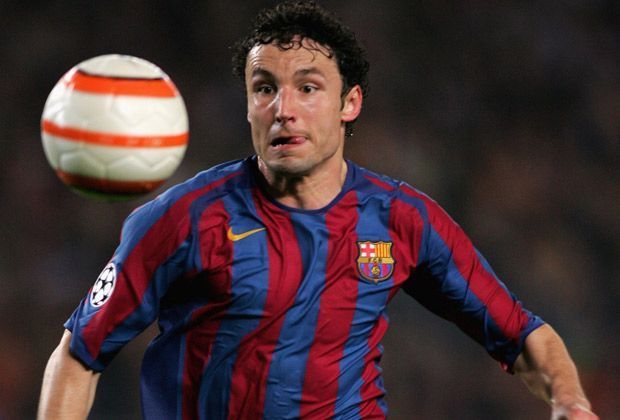 
                <strong>Mark van Bommel</strong><br>
                Ebenfalls ein Last-Minute-Transfer ist Mark van Bommel. Am 26. August 2006 wechselt der spätere "Aggressiv-Leader" zum FC Bayern. Nach nur einem Jahr beim FC Barcelona geben die Katalanen den Mittelfeldspieler für "nur" sechs Millionen Euro ab.
              