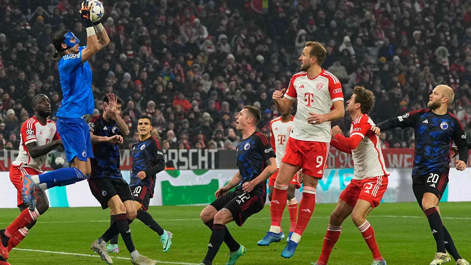 <strong>FC Bayern München gegen FC Kopenhagen: Die Noten für die FCB-Stars</strong><br>Die schlechte Nachricht: Für den FC Bayern reichte es am fünften Spieltag der CL-Gruppenphase gegen den FC Kopenhagen nur zu einem 0:0. Die gute Nachricht: Die Bayern bleiben in der Gruppenphase ungeschlagen, inzwischen seit 39 Spielen. Die Noten.