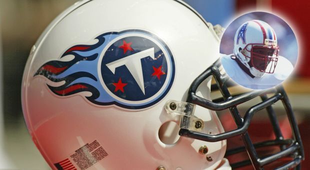 
                <strong>Tennessee Titans - 1999</strong><br>
                Tennessee Titans - 1999
              