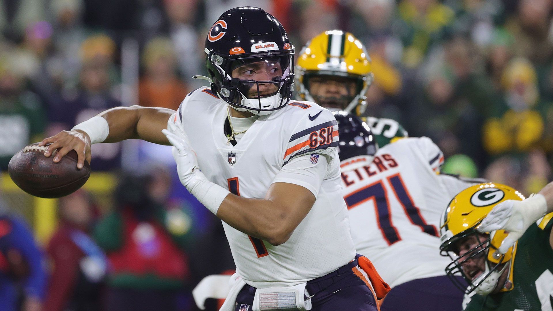 
                <strong>Justin Fields (Chicago Bears)</strong><br>
                Handgröße: 9,125 Inches (23,18 cm)
              