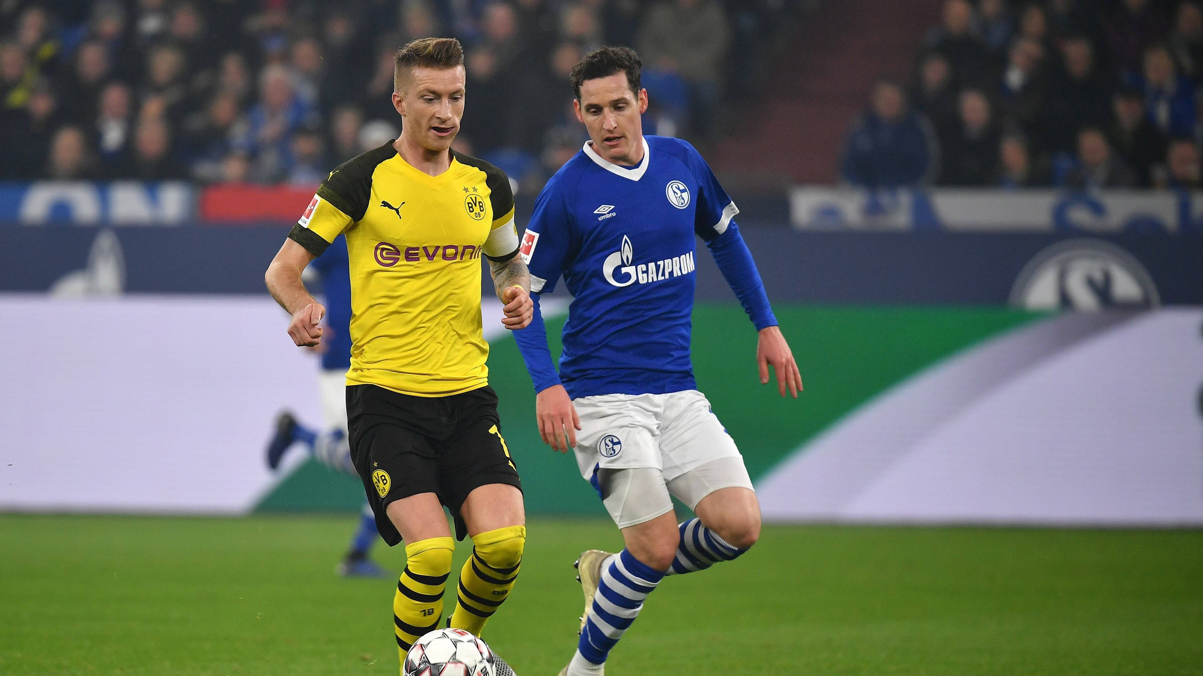 
                <strong>BVB vs. FC Schalke 04 </strong><br>
                Revierderby am 31. Spieltag zwischen Dortmund und Schalke: Die beiden Erzrivalen aus dem Pott erleben eine Saison der Gegensätze, der BVB will im Heimspiel mit einem Sieg gegen den Reviernachbarn einen weiteren Schritt Richtung Meisterschaft machen - die Königsblauen brauchen den Derbysieg, um Punkte und Selbstvertrauen im Kampf um den Klassenerhalt zu sammeln. Das Hinspiel gewann der BVB mit 2:1 auf Schalke.   
              