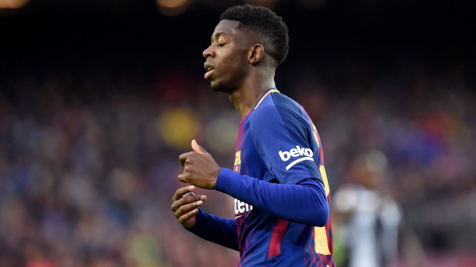 
                <strong>Januar 2018 – Muskelbündelriss</strong><br>
                Mit Beginn des Jahres 2018 feiert Dembele für Barca sein Comeback – lange hat der Klub aber keine Freude an ihm. Am 14. Januar zieht er sich einen Muskelbündelriss zu und fällt mehr als vier Wochen aus.
              