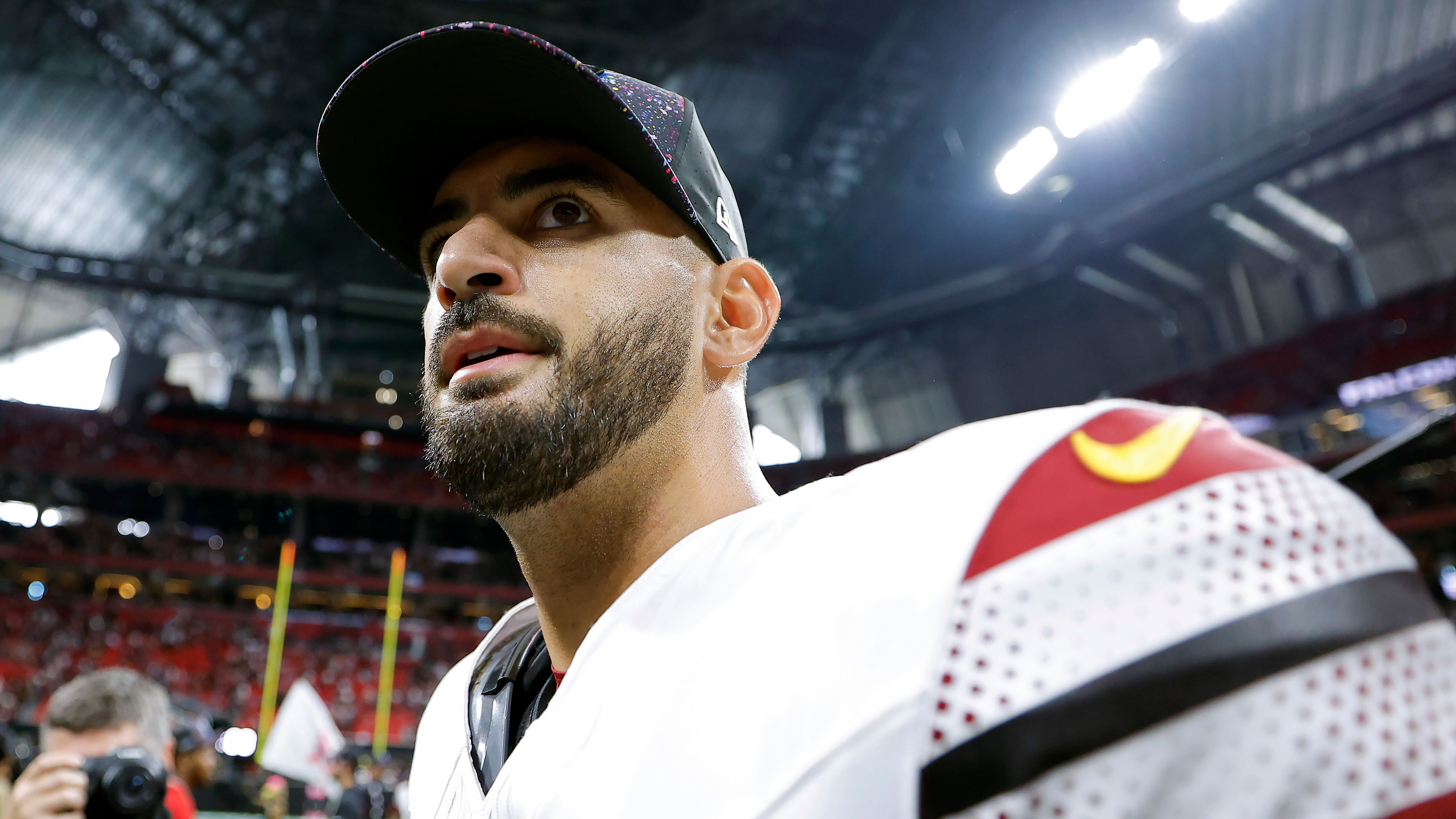 <strong>Platz 24: Marcus Mariota (Washington Commanders)</strong> <br>Gegen die beste Defense der Liga mit den Denver Broncos machte Marcus Mariota einen guten Job. Deshalb landet er tatsächlich nicht im unteren, sondern im mittleren Drittel. Je nachdem wie fit Jayden Daniels ist, war es jedoch das wahrscheinlich letzte Spiel von Mariota als Starter in dieser Saison.