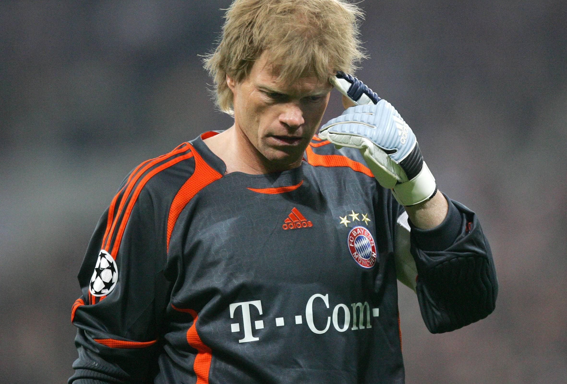 
                <strong>Oliver Kahn</strong><br>
                Der dreimalige Welttorwart gewann 2001 mit dem FC Bayern die Champions League und wurde als bislang einziger Keeper bei einer WM zum besten Spieler gewählt (2002).
              