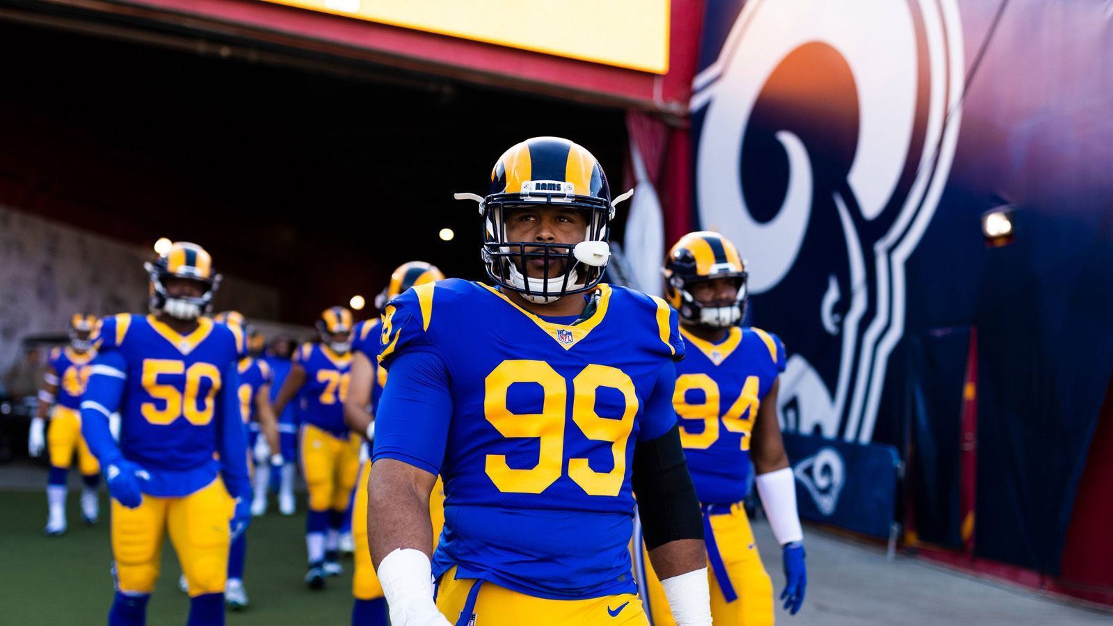 
                <strong>Los Angeles Rams</strong><br>
                Team Captains: Aaron Donald (DT), Aqib Talib (CB), Eric Weddle (S), Johnny Hekker (P), Jared Goff (QB), Andrew Whitworth (OT)
              