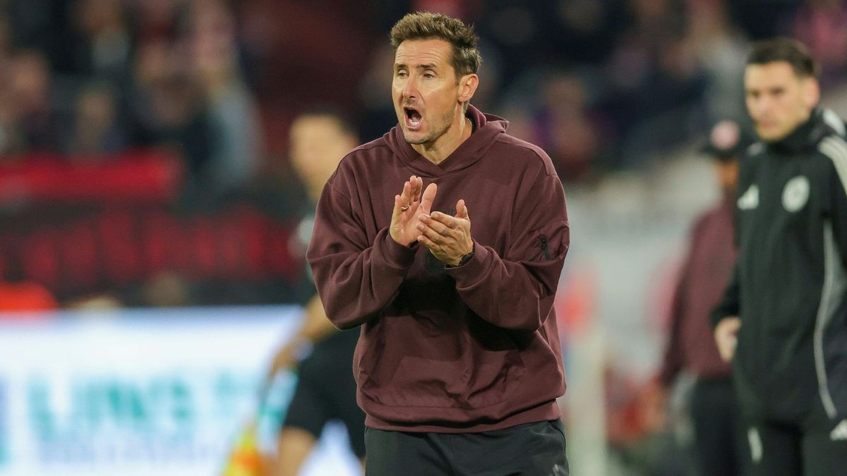 Klose jubelt in Düsseldorf