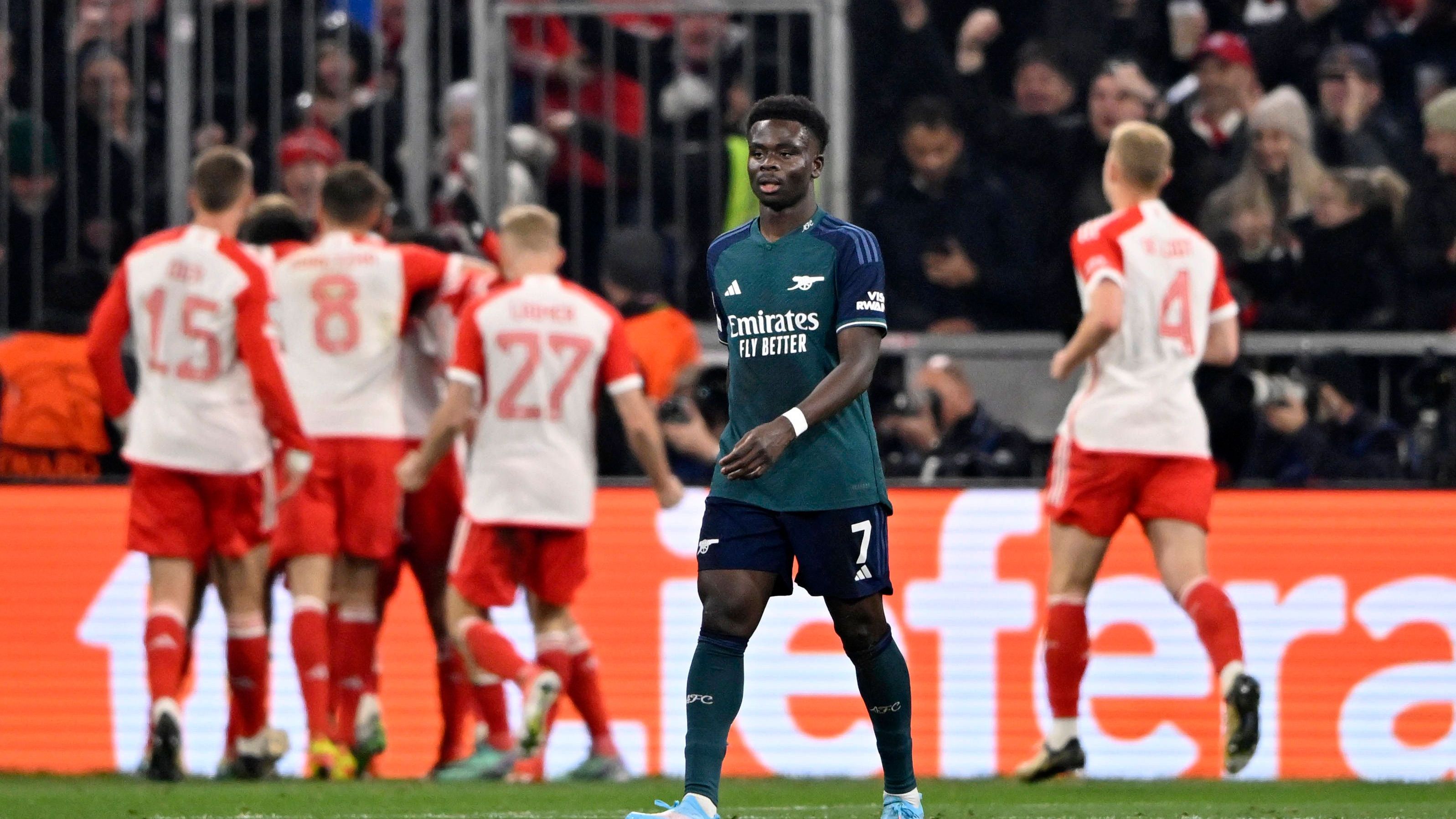 <strong>Le Parisien (Frankreich)</strong> <br>"Es wird also zwei deutsche Vereine im Halbfinale der Champions League geben. (...) In der Schlussphase des Spiels konnte Arsenal seine Zähne nicht mehr zeigen und wurde von der bayerischen Verteidigung und einem tadellosen Paar Laimer-Goretzka in die Zange genommen, die Bukayo Saka, den Torschützen des Hinspiels, zum Schweigen brachten."