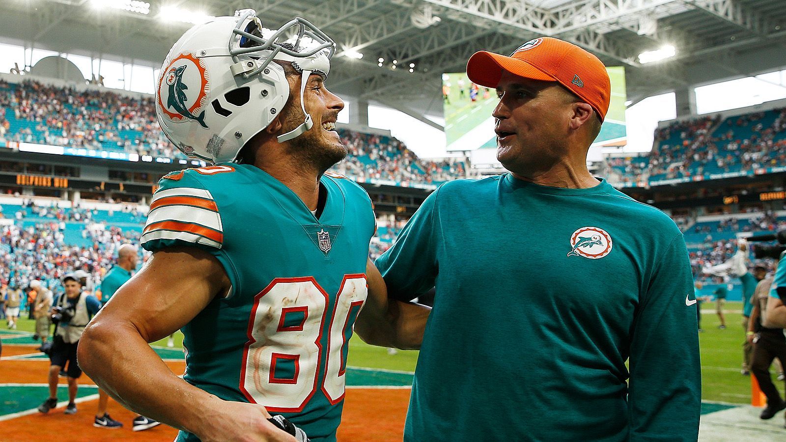 
                <strong>Miami Dolphins - 5</strong><br>
                Miami Dolphins - 5 Playoff-Teilnahmen in Serie (1970-74, 1981-85, 1997-2001)
              