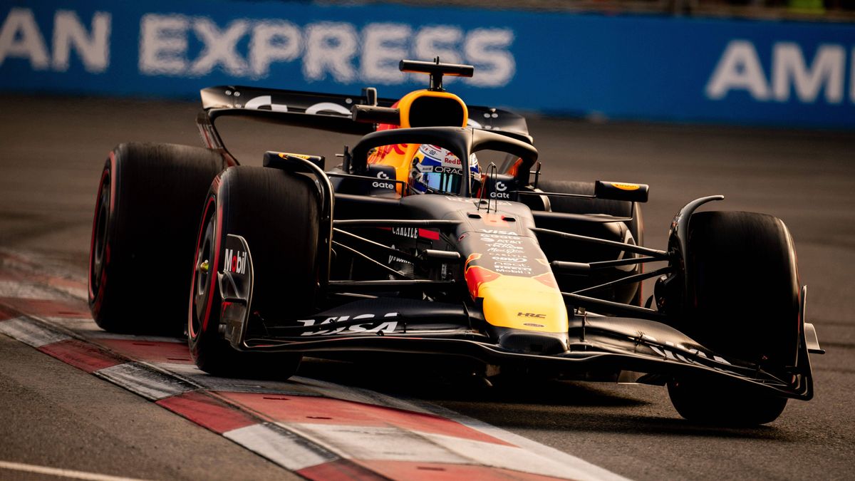 F1 - AZERBAIJAN GRAND PRIX 2025 01 VERSTAPPEN Max (nld), Red Bull Racing RB21, action during the 2025 Formula 1 Qatar Airways Azerbaijan Grand Prix, 17th round of the 2025 FIA Formula One World Cha...