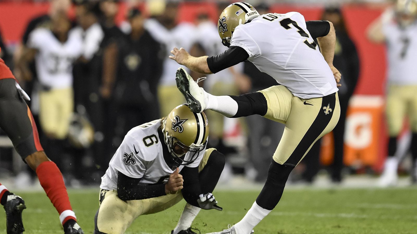 
                <strong>Special Team und Kicker: New Orleans Saints</strong><br>
                
              