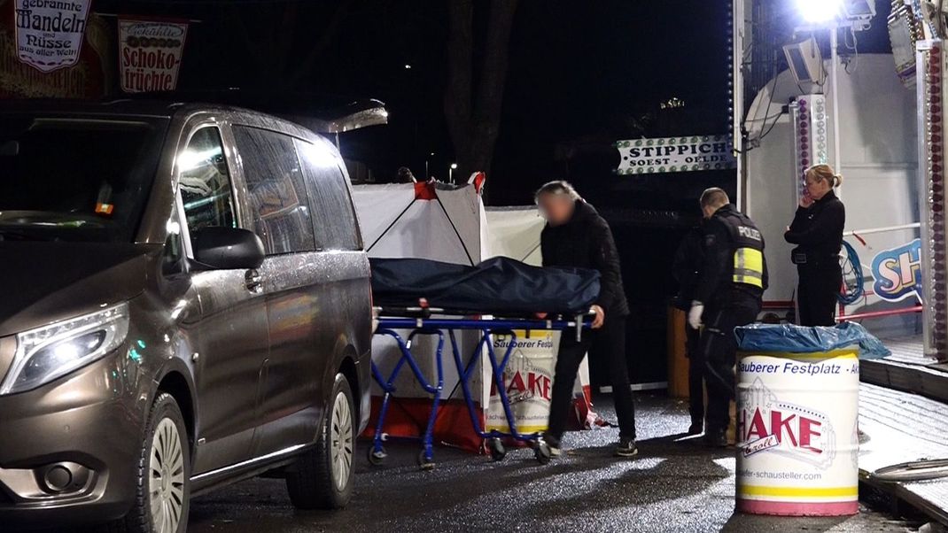 Der mutmaßliche Kirmes-Mörder hat sich der Polizei gestellt.