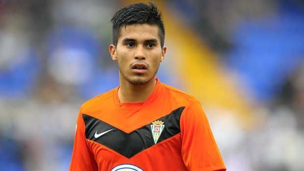 
                <strong>Ulises Davila</strong><br>
                Ulises Davila: Beim FC Chelsea wird es einen Abgang geben. Der Mexikaner Davila bricht seine Zelte endgültig in Europa ab und kehrt in seine Heimat zu Santos Laguna zurück. Davila kam bereits 2011 zu Chelsea, wurde aber Jahr für Jahr wieder ausgeliehen. Zuletzt spielte er in Portugal für Vitoria Setubal. Nicht einmal dort war er Stammspieler.
              