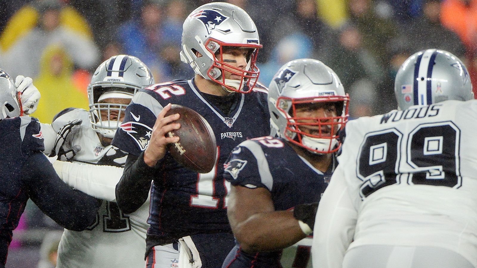 
                <strong>Dallas Cowboys</strong><br>
                Tom Brady vs. Dallas Cowboys: 7 Siege, 1 Niederlage
              