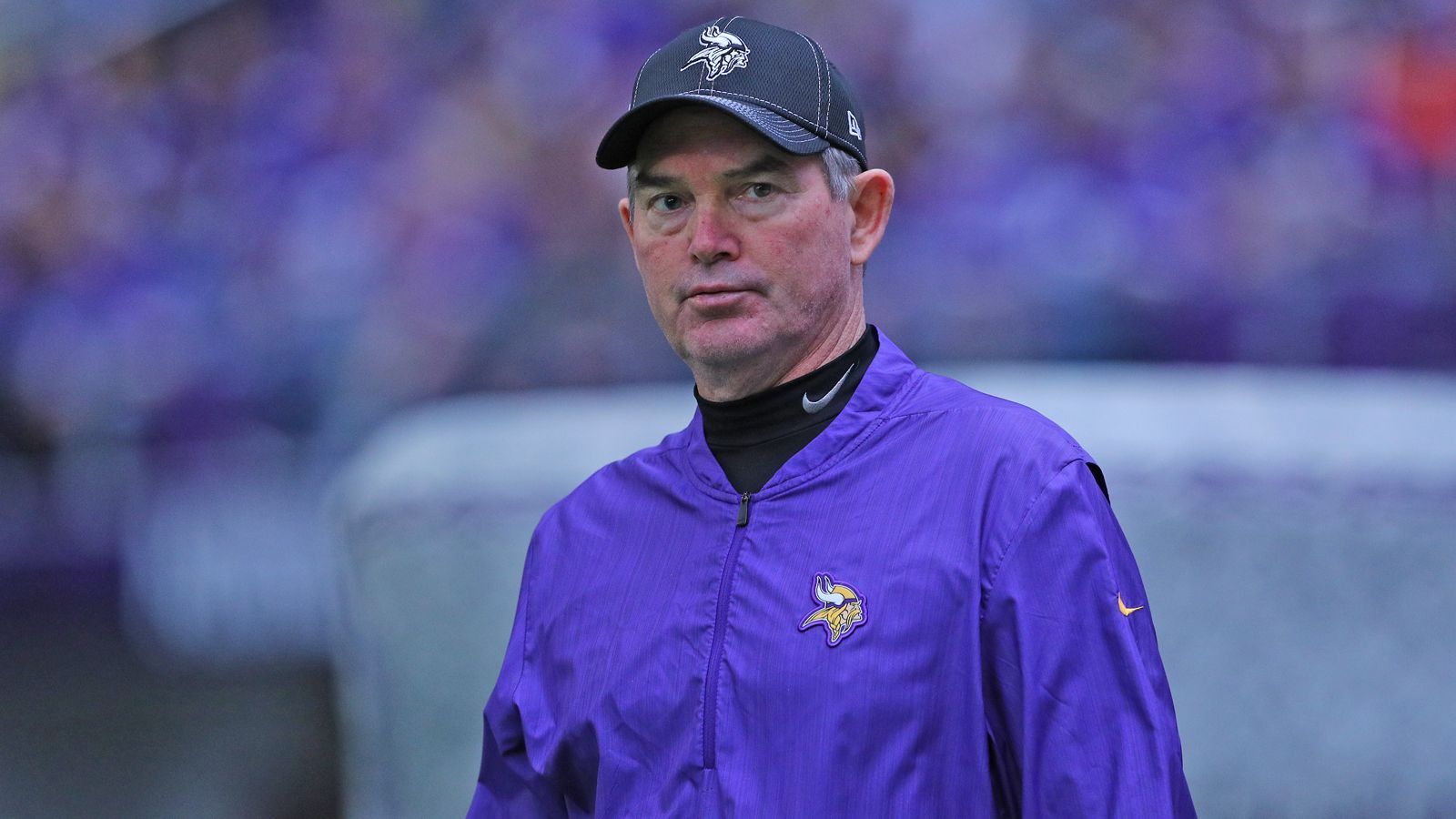 
                <strong>Mike Zimmer</strong><br>
                Team: Minnesota VikingsQuote: 28/1
              