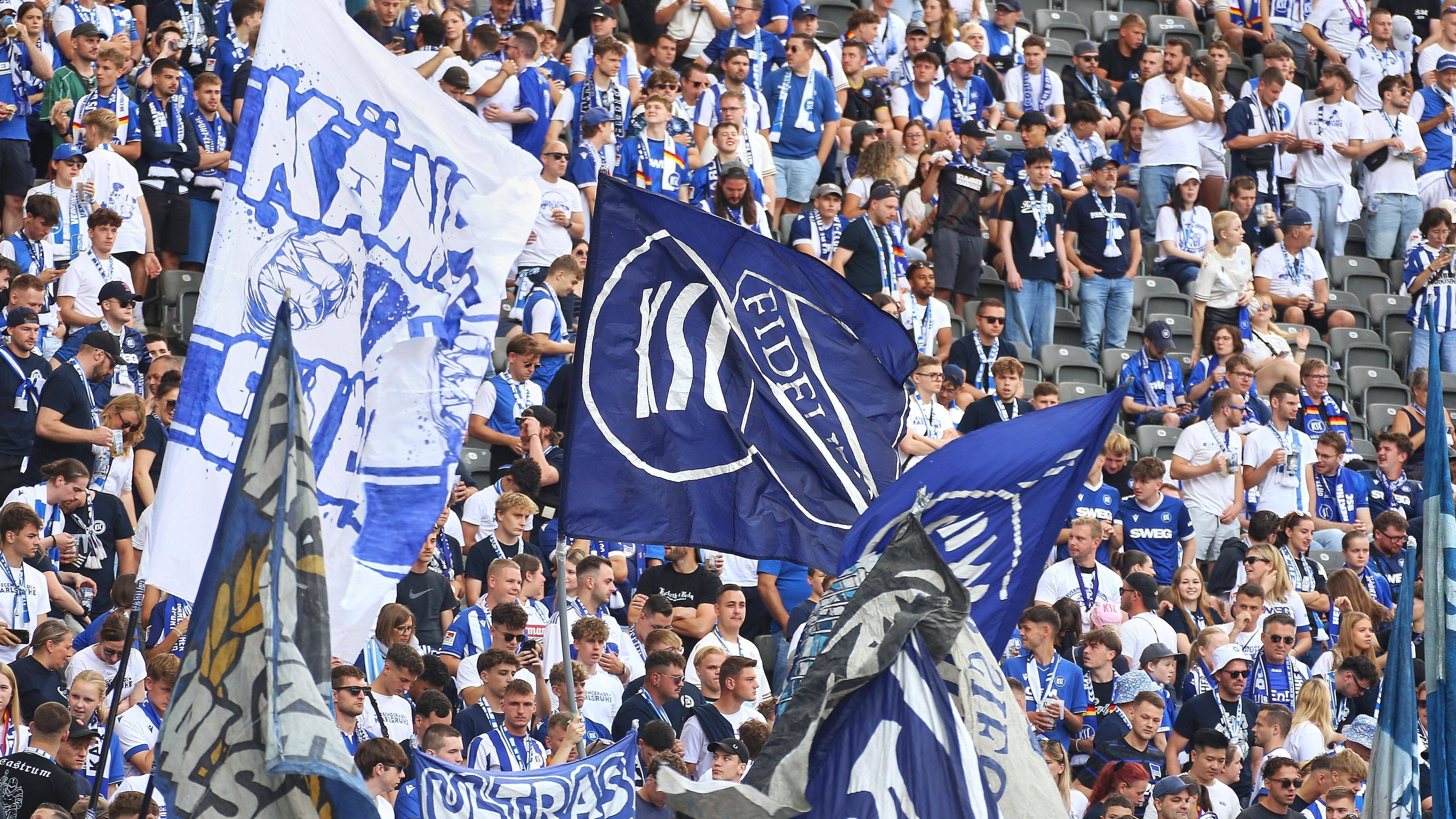 <strong>Karlsruher SC</strong><br>Bier: 5,50 Euro<br>Wurst: 4,50 Euro