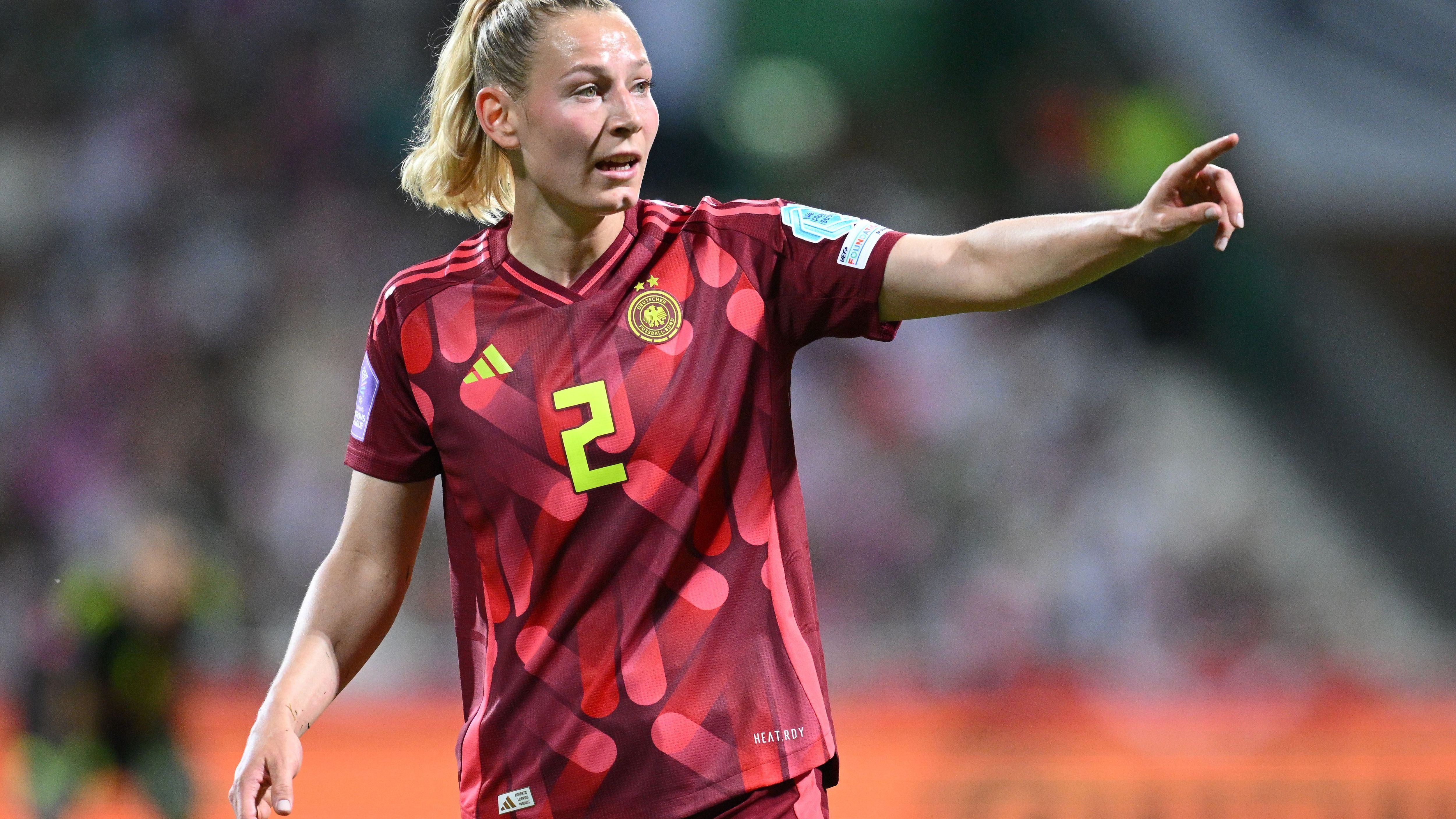 <strong>Sarai Linder</strong><br>Position: Abwehr<br>Verein: VfL Wolfsburg<br>Länderspiele: 25