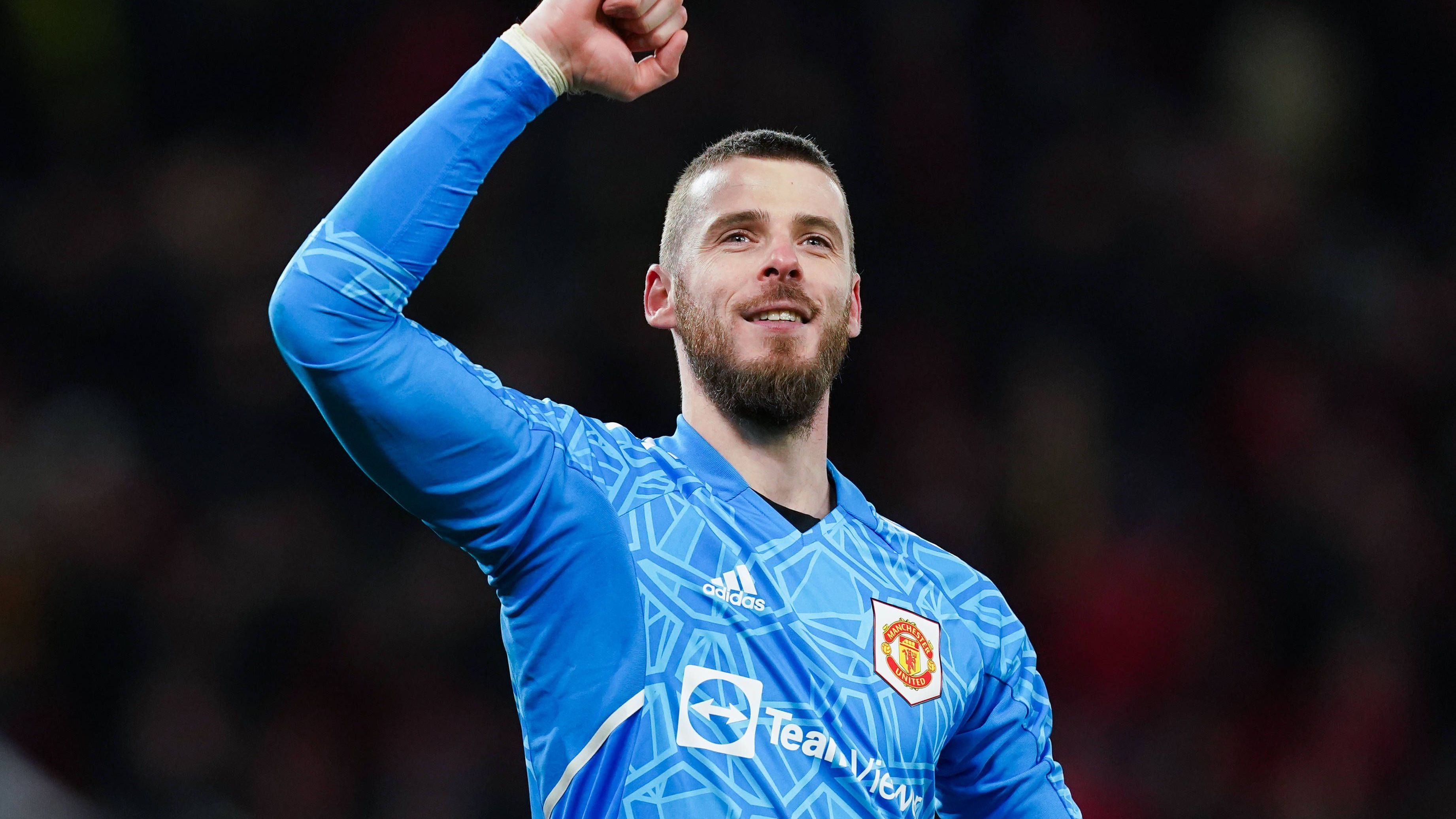 <strong>David de Gea</strong><br>Zuvor sah es so aus, als könne die Torwartsuche des FC Bayern München nun doch bei David de Gea enden. Laut "Sky" soll der aktuell vereinsloses Spanier grünes Licht für einen Wechsel zum deutschen Rekordmeister gegeben haben. Aber offenbar haben sich die Bayern doch anders entschieden.