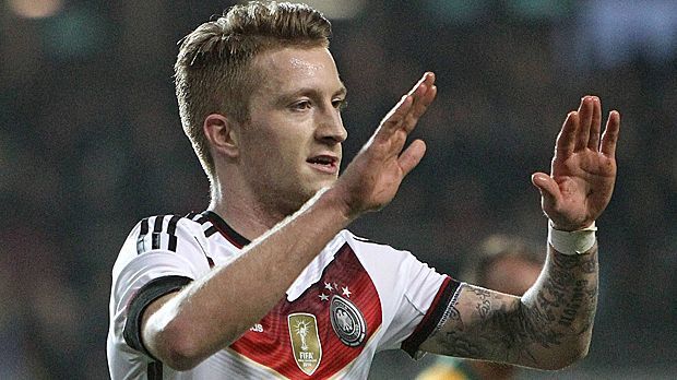 
                <strong>Marco Reus</strong><br>
                LINKES MITTELFELD: Obwohl Mesut Özil zuletzt wieder stärkere Leistungen zeigte und Marco Reus gegen den FC Bayern zunächst auf die Bank musste, würde ich dem Rückkehrer aus Dortmund auf links eine Chance geben. Mit seinem Tempo könnte er genau der richtige Mann gegen die kantigen irischen Verteidiger sein.
              