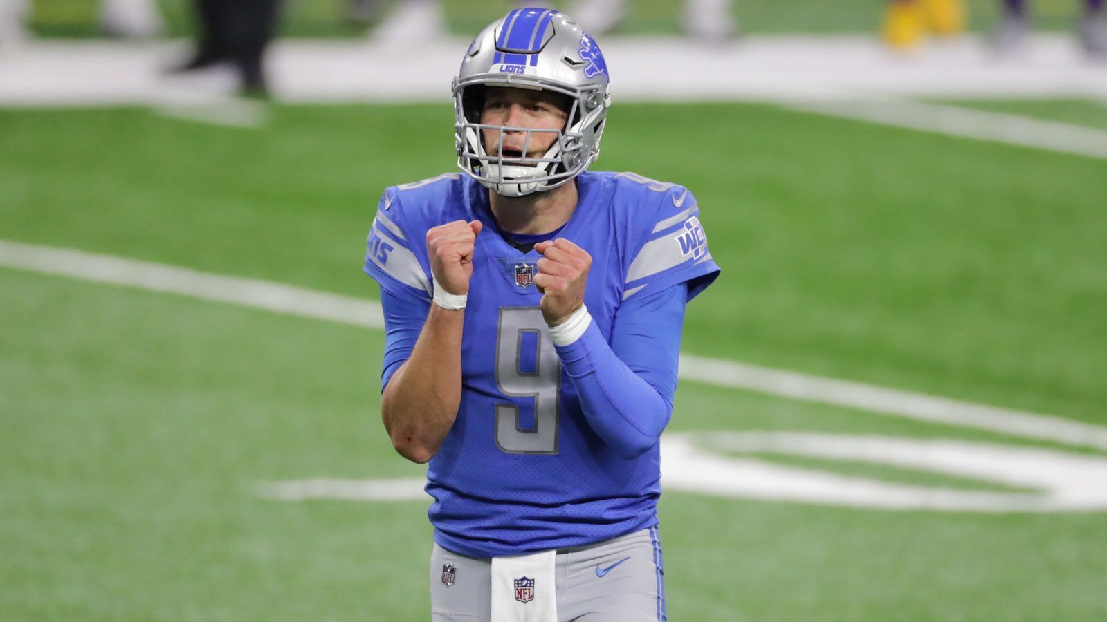 
                <strong>Los Angeles Rams: Matthew Stafford</strong><br>
                &#x2022; per Trade mit den Detroit Lions (unter anderem für Jared Goff) -<br>&#x2022; Vertrag: noch 43 Millionen US-Dollar für zwei Jahre offen -<br>&#x2022; in der NFL seit: 2009 (1. Pick)<br>
              