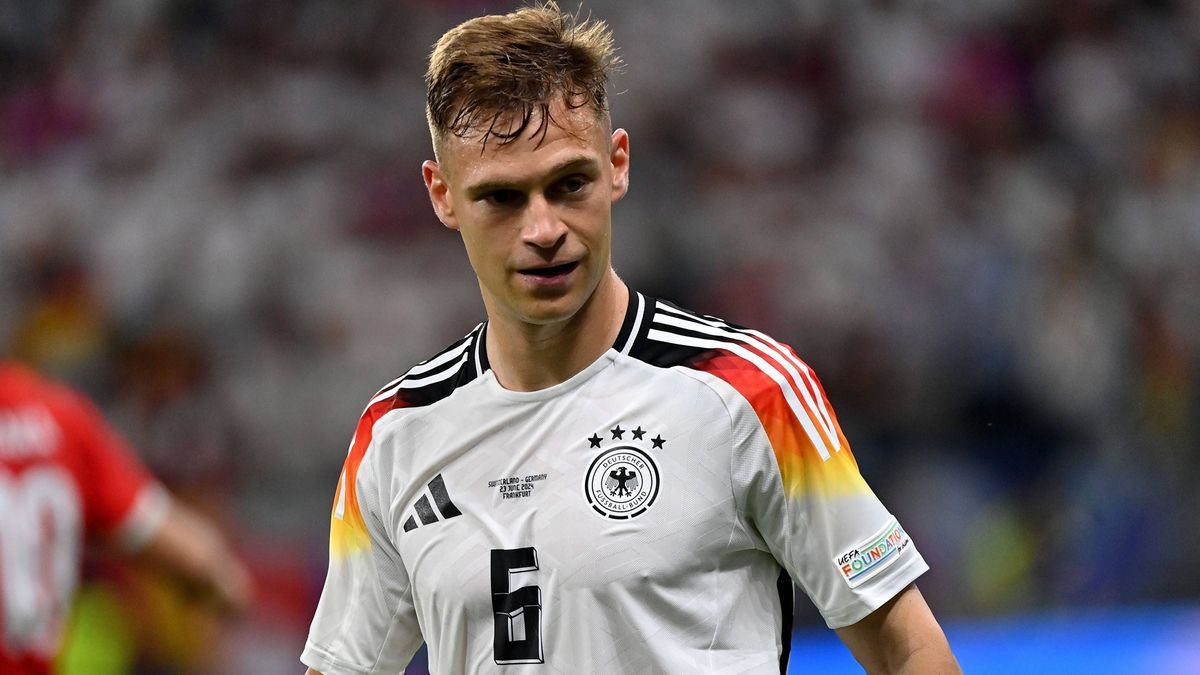 23.06.2024, xjrdrx, Fussball EM 2024, Schweiz - Deutschland emspor, v.l. Joshua Kimmich (Deutsche Fussball Nationalmannschaft DFB) (DFL DFB REGULATIONS PROHIBIT ANY USE OF PHOTOGRAPHS as IMAGE SEQU...