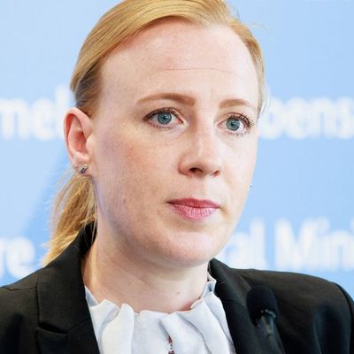 Ariane Kari, erste Bundestierschutzbeauftragte, verliert ihren Posten nach zwei Jahren.
