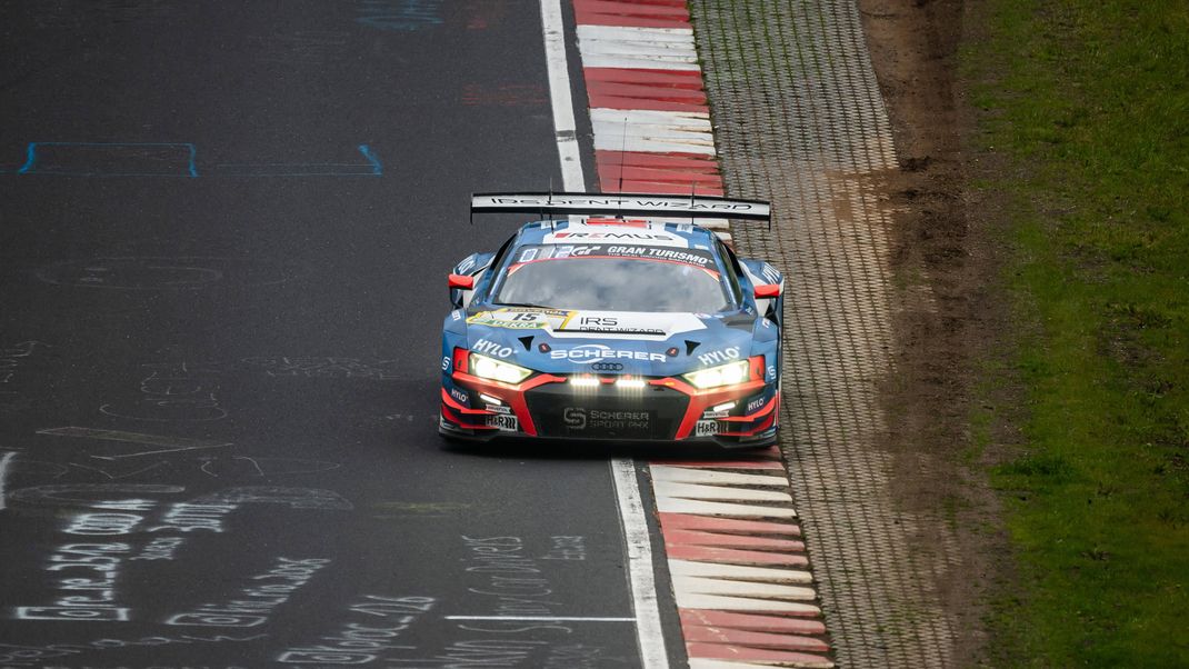 Den ADAC RAVENOL 24h Nürburgring 2024 gewann das Scherer Sport PHX Team mit 50 Runden.