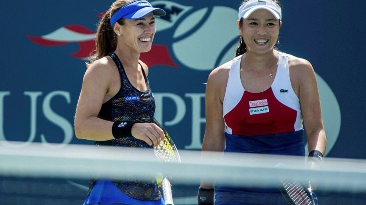 Martina Hingis (l.) und Yung-Jan Chan gewinnnen US Open