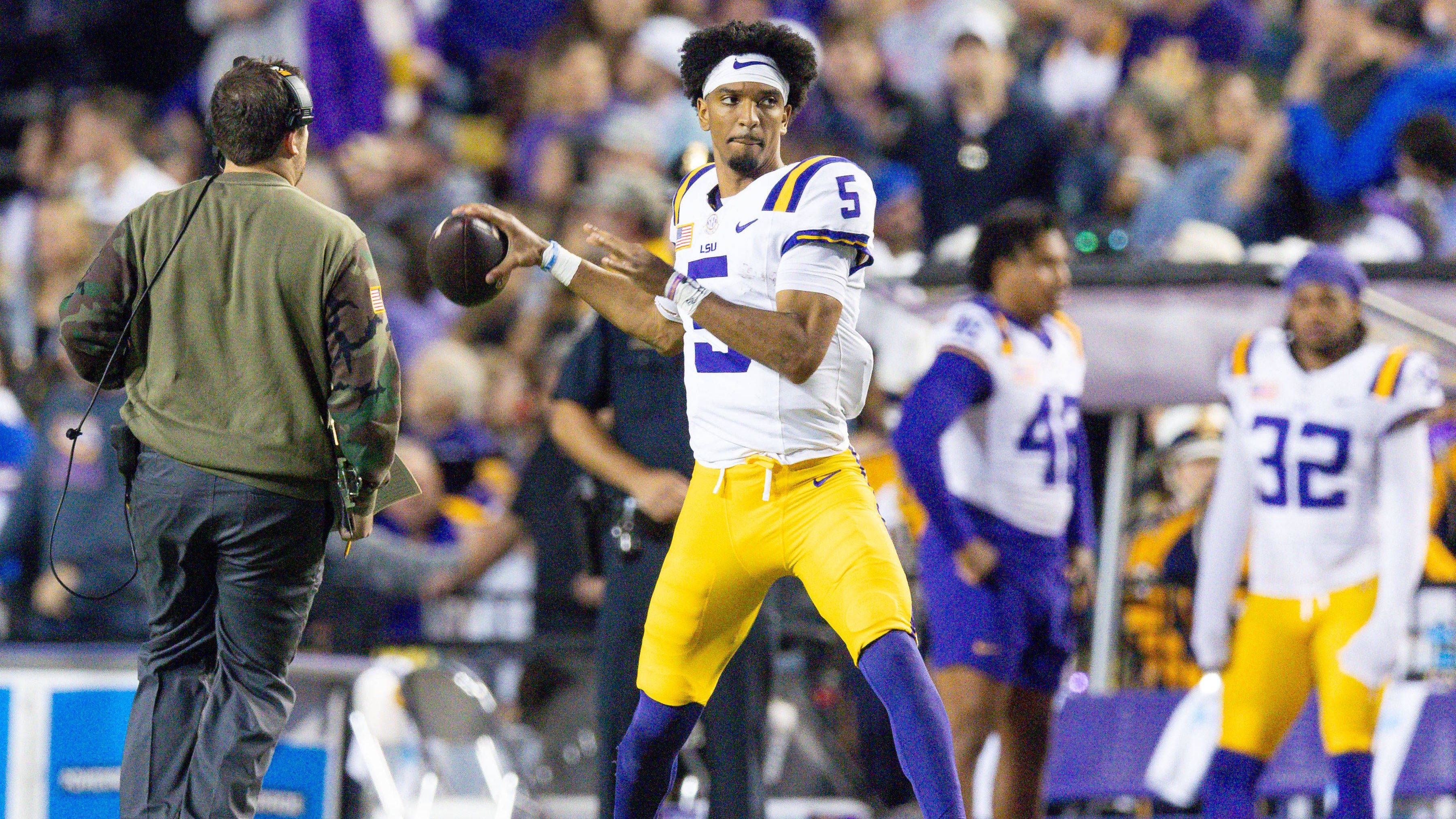 <strong>Daniels gewinnt Heisman Trophy - alle Gewinner seit 2002 im Überblick</strong><br>Jayden Daniels wurde mit der Heisman Trophy für den besten College-Spieler ausgezeichnet. Der&nbsp;LSU-Quarterback setzte sich gegen die anderen Finalisten&nbsp;Michael Penix Jr (QB, Washington) Marvin Harrison Jr., (WR, Ohio State) Bo Nix, (QB, Oregon) durch.<br>Die kompletten College-Football-Playoffs seht ihr live auf ProSieben MAXX, auf ran.de und auf Joyn. (nächste Übertragung: <strong>1. Januar, 22:45 Uhr: Michigan vs. Alabama) ...</strong>