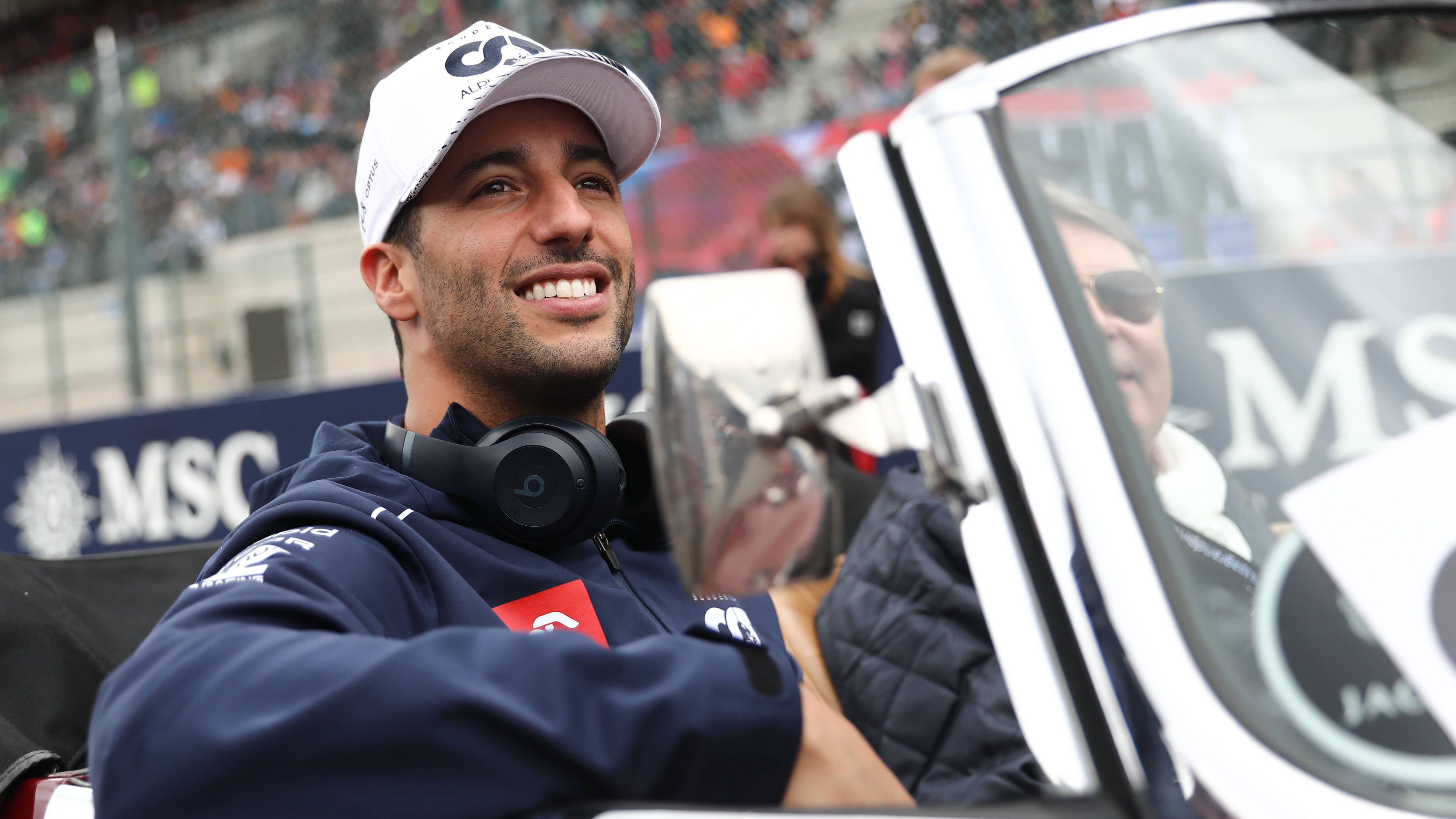 <strong>Daniel Ricciardo (Gewinner)</strong><br>Unverhofft kommt oft: Der Australier mischt seit Ungarn wieder als Stammfahrer mit, er ersetzte bei AlphaTauri den entlassenen Nyck de Vries. Für Ricciardo eine goldene Gelegenheit: Als Red-Bull-Ersatzmann könnte er Sergio Perez beerben – und wieder in einem titelfähigen Auto sitzen.