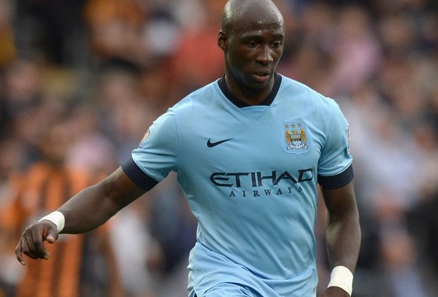 
                <strong>Eliaquim Mangala (Manchester City)</strong><br>
                Eliaquim Mangala wechselte im Sommer 2014 für 40 Millionen Euro vom FC Porto zu Manchester City. Der gebürtige Franzose hat sein Potential in der Abwehr bereits angedeutet - und Chelsea könnte mit dem Transfer einen direkten Konkurrenten schwächen.
              