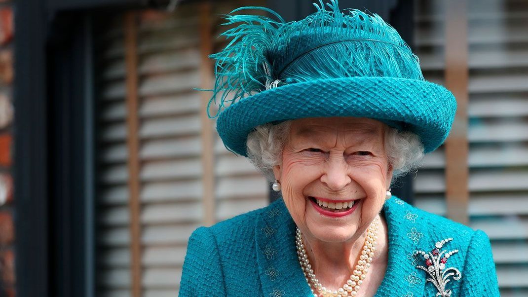 Die 96-Jährige britische Königin starb im Alter von 96 Jahren auf ihrem Landsitz Schloss Balmoral.&nbsp;70 Jahre saß Queen&nbsp;Elizabeth&nbsp;II. auf dem Thron.