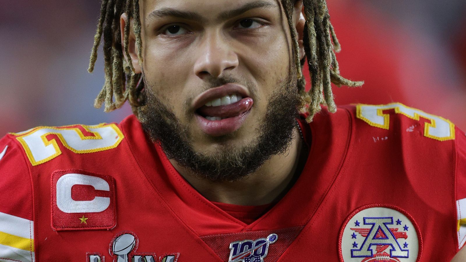 
                <strong>Kansas City Chiefs: Tyrann Mathieu (Defense)</strong><br>
                Der Safety ist das Herz der Defense. Tyrann Mathieu dirigiert die Verteidigung und ist der Hauptgrund dafür, dass die Chiefs ihre Secondary in der zweiten Saisonhälfte deutlich stabilisierten. Mathieu glänzt zusätzlich im Laufspiel und ist mit seinen Instinkten der wichtigste Spieler der Defense.
              