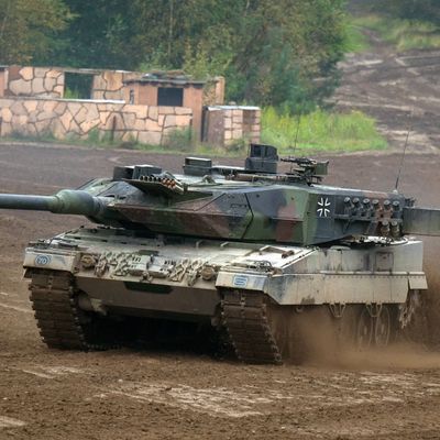 Ein Kampfpanzer vom Typ Leopard 2A6