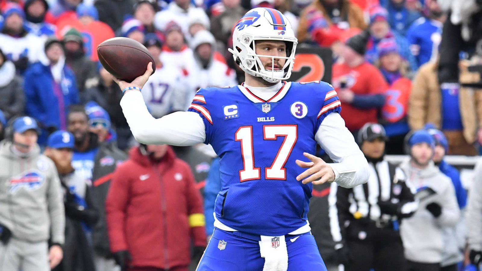 
                <strong>Platz 1: Josh Allen </strong><br>
                &#x2022; Quarterback, Buffalo Bills<br>
              