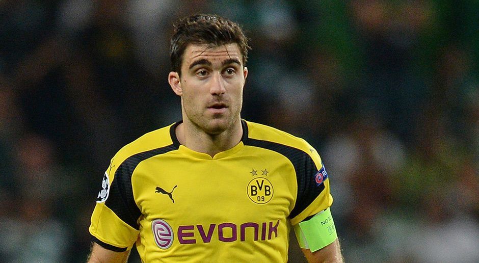 
                <strong>Innenverteidiger: Sokratis - 9,9 Millionen</strong><br>
                Wechselte 2013 für 9,9 Millionen Euro vom SV Werder Bremen zu Borussia Dortmund.
              