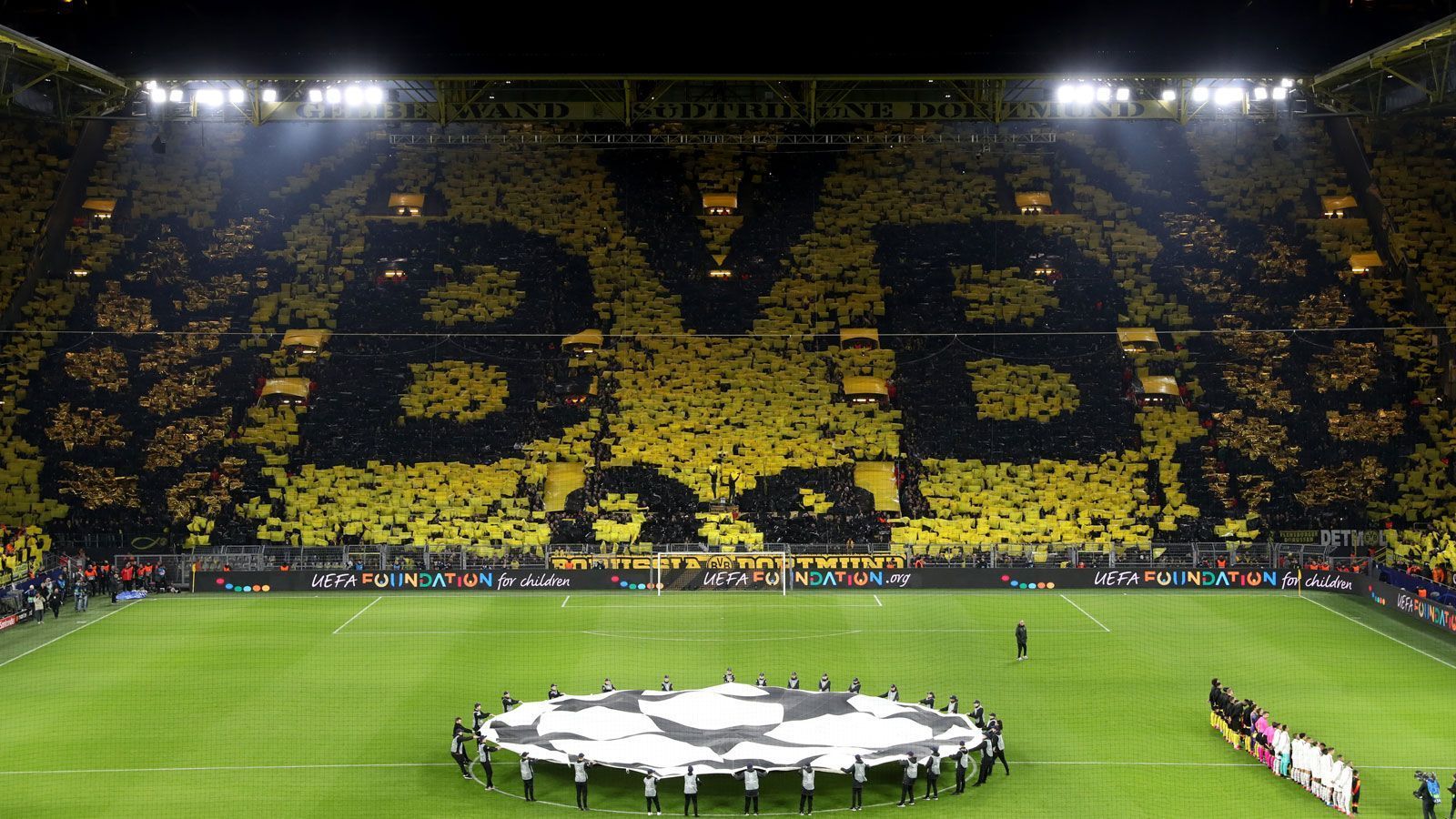 
                <strong>Borussia Dortmund (Topf 2)</strong><br>
                 - Mögliche Hammergruppe: FC Liverpool, Borussia Dortmund, Lazio Rom, Lok Moskau - "Freilos": FC Porto, Borussia Dortmund, FK Krasnodar, Ferencvaros Budapest
              