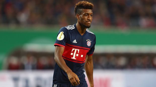 
                <strong>Kingsley Coman</strong><br>
                Der Franzose trat zuletzt zwar die Reise nach Anderlecht mit an, schaffte es aber nicht in den Spieltagskader. Denn der Flügelflitzer laboriert immer noch an einer Sehnenreizung. Skurril: Diese Verletzung soll sich der 21-Jährige laut "Kicker" durch das Tragen neuer Schuhe zugezogen haben. 
              