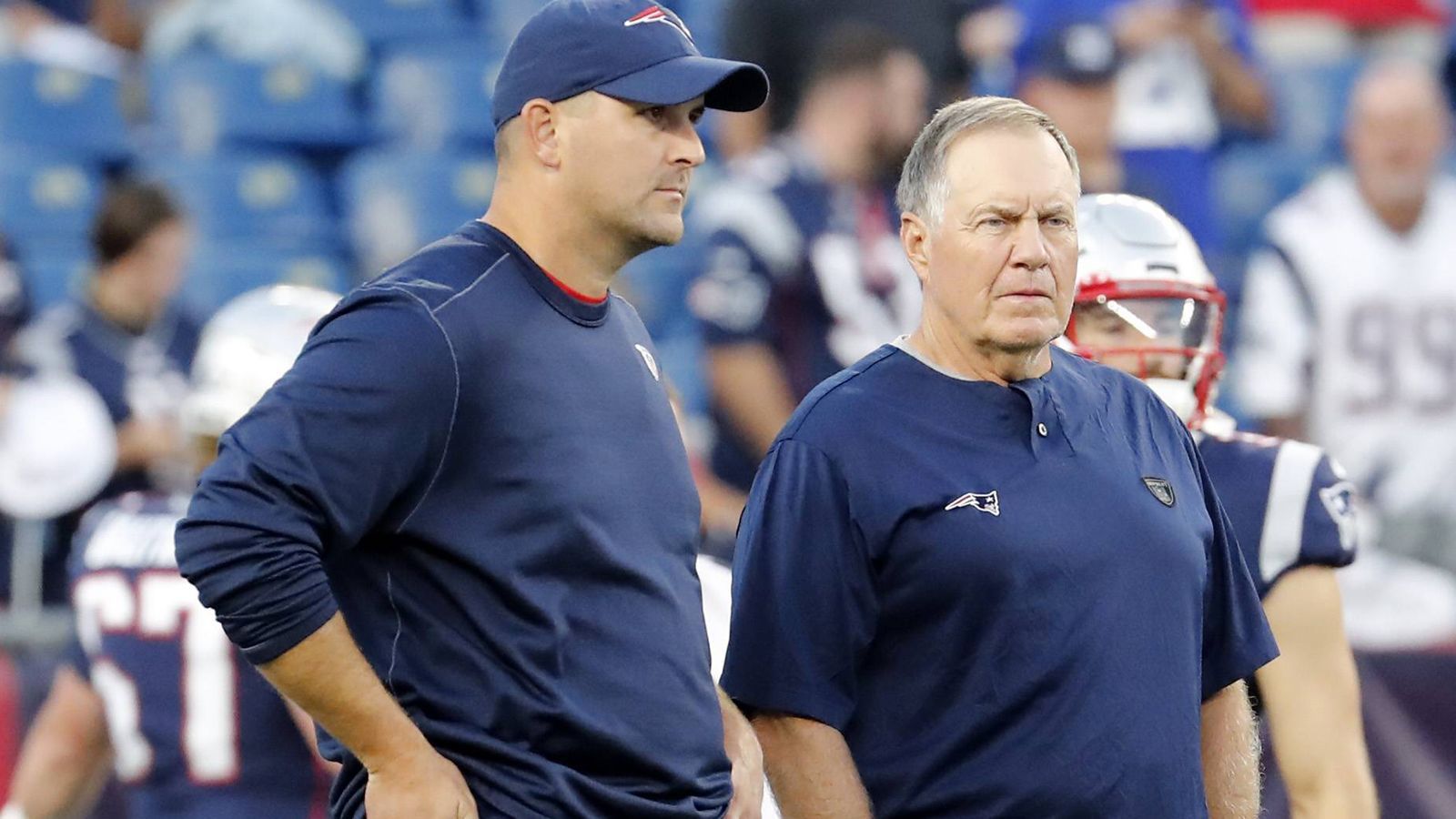 
                <strong>Mitbringsel von den Patriots</strong><br>
                Ein Mitbringsel aus seiner Zeit bei den Patriots: Die Giants trainieren ohne Namen auf den Trikots. Bill Belichick ist schon lange ein Fan davon, er ist der Überzeugung, dass man seine Mitspieler ohne die Hilfe der Nummern oder Namen kennen muss. "Wir wissen, wer sie sind", erklärte Judge, der mit dieser unkonventionellen Trainingsroutine den persönlichen Kontakt zwischen Trainern und Spielern verbessern möchte.
              