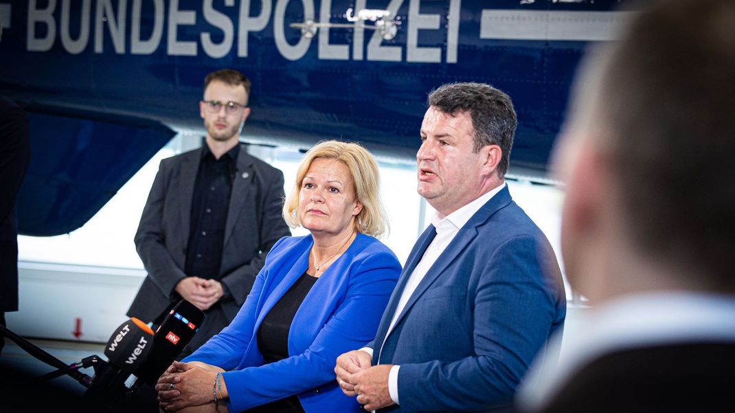 Bundesinnenministerin Faeser besucht Bundespolizei-Fliegerstaffel