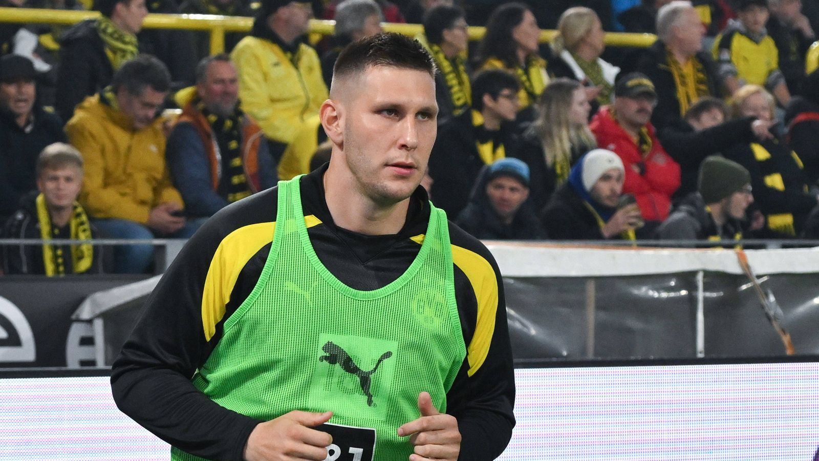 <strong>Niklas Süle</strong> <br>Der Nationalspieler ersetzt Hummels in der Schlussphase, er erledigt seinen Job unauffällig und souverän. <em><strong>ran-Note: 3</strong></em>