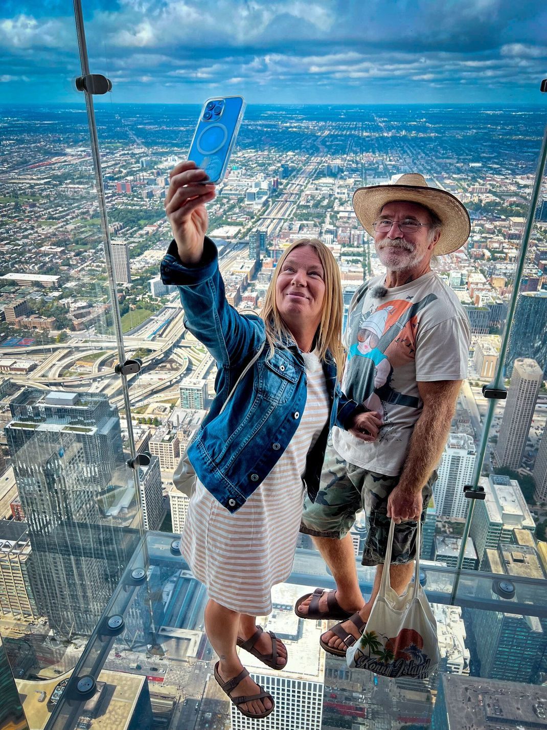 Die Reimanns auf dem Willis Tower in Chicago.