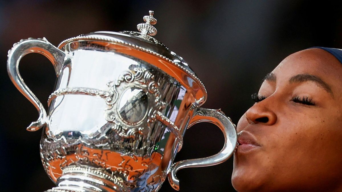 Knutscher für den Coupe: Coco Gauff