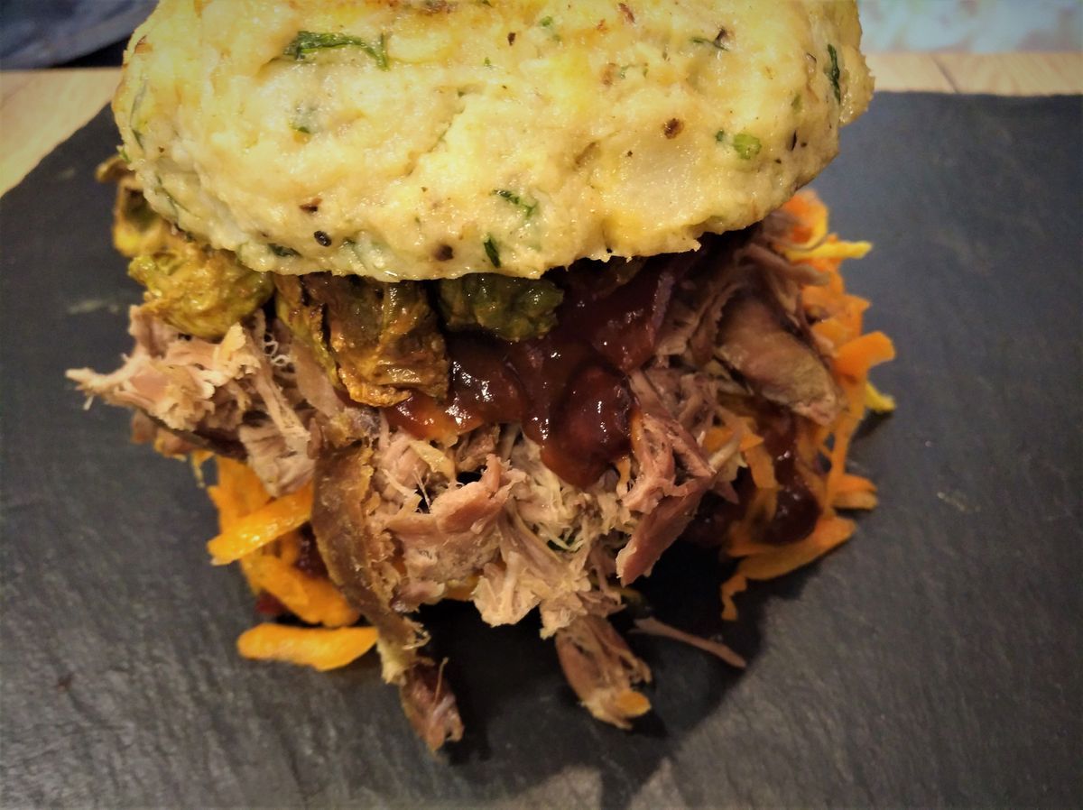 Pulled Goose Burger